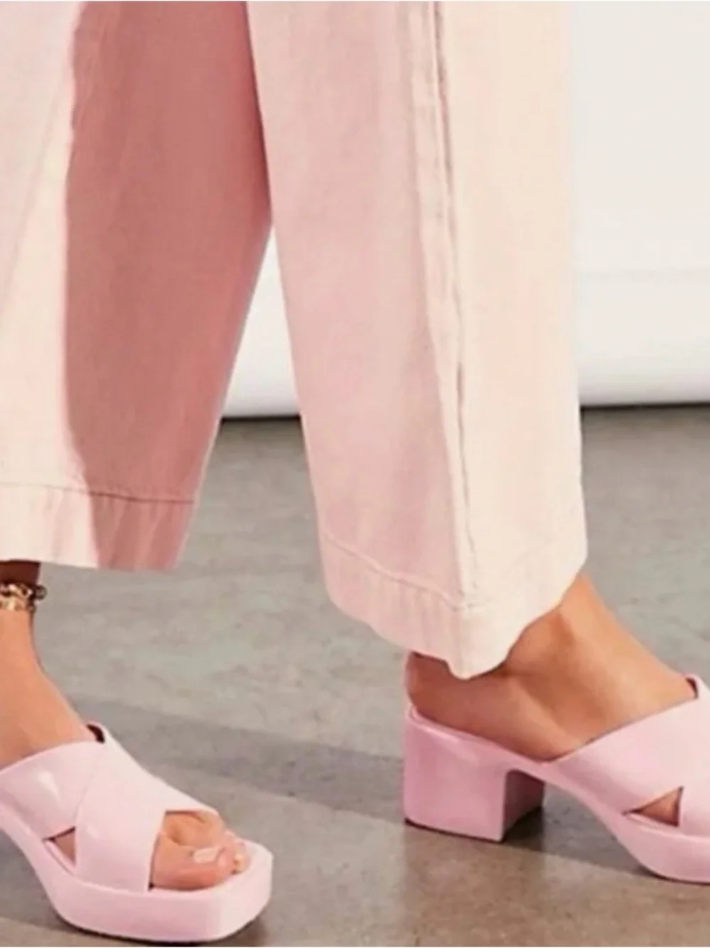 JEFFREY CAMPBELL BUBBLEGUM MULE